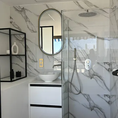 Luxe Vue Persuasion - Héliopolis D 8 - 2 Personnes Agde